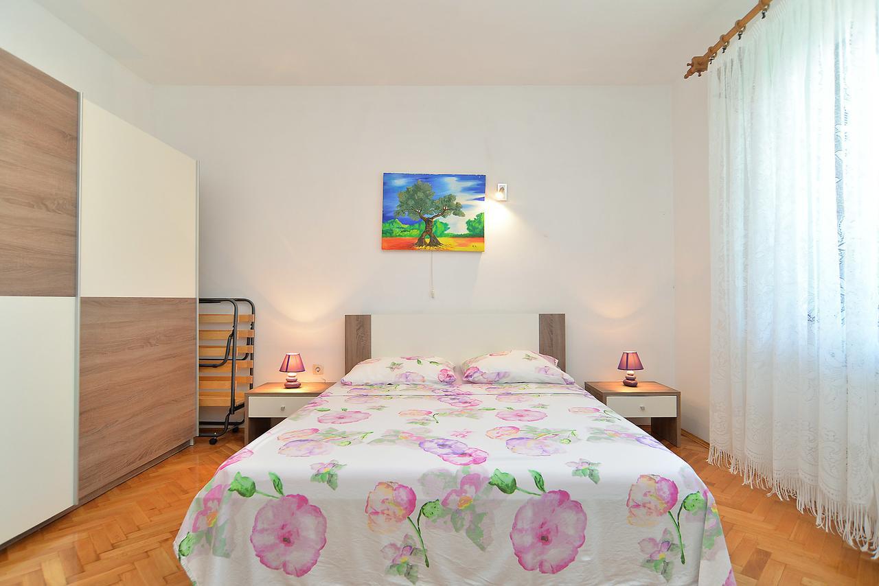 Apartments Gracijano 1724 Ližnjan Extérieur photo