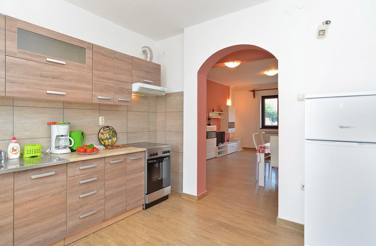 Apartments Gracijano 1724 Ližnjan Extérieur photo