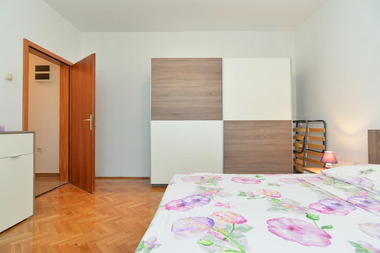 Apartments Gracijano 1724 Ližnjan Extérieur photo