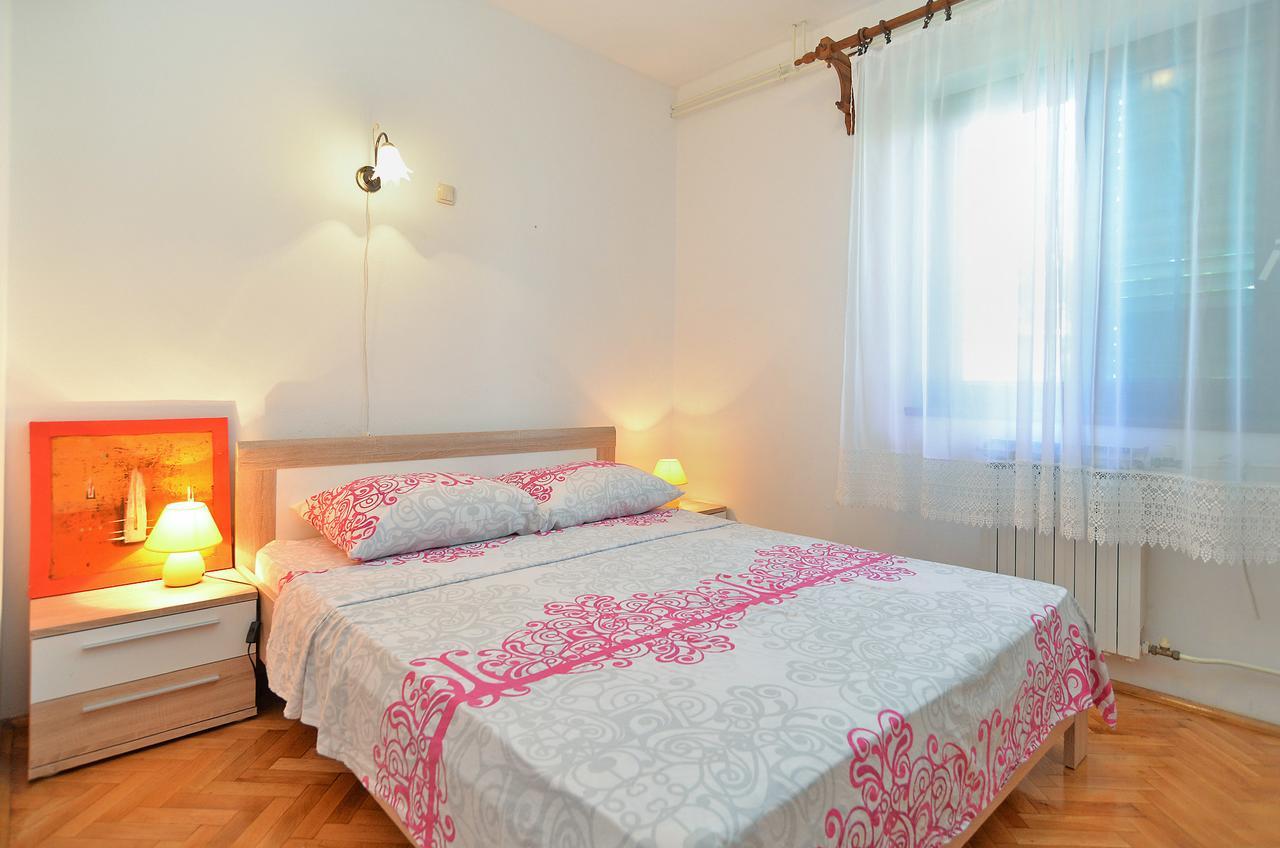 Apartments Gracijano 1724 Ližnjan Extérieur photo
